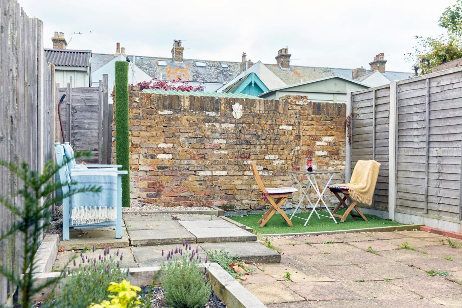 Spacious Coastal Cottage Close To Beach - Bailey Cottage Deal Exterior photo
